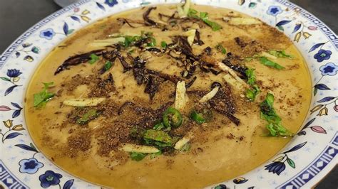  Haleem - Ein herzhaftes und würziges Gericht der pakistanischen Küche!